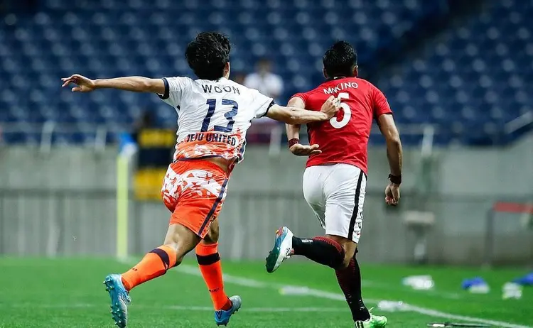 九游体育app-亚冠倒计时，费耶诺德赛前战术微调，细节引发关注，态度坚定，训练强度明显提升的简单介绍